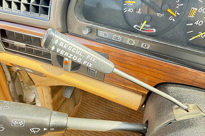 Mercedes-Benz S-Klasse 380 SEL , VOLLEDER, ELECTR BESTUURDERSSTOEL, GEEN INGEZAKTE STOELEN !!, CRUISE CONTROLE, AUTOMAAT, ELECTR BUITENSPIEGEL, TREKHAAK, MOTOR LOOPT SUPER MOOI, SCHAKELT GOED, MOOI AUTO ALS BELEGGING OF GEWOON LEKKER RIJDEN, APK 18-6-2028.