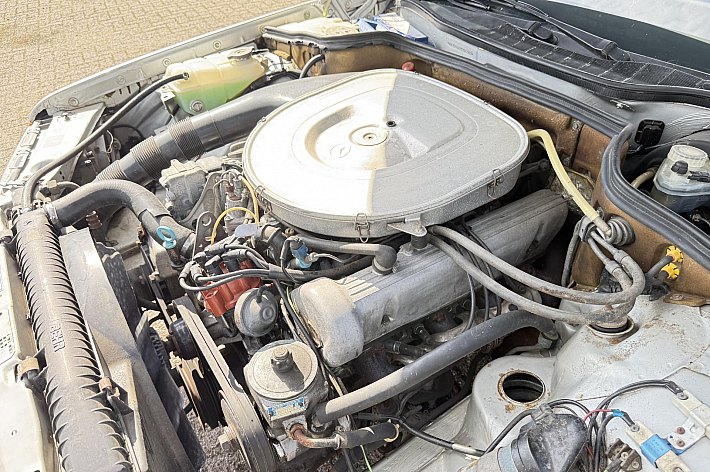 Mercedes-Benz S-Klasse 380 SEL , VOLLEDER, ELECTR BESTUURDERSSTOEL, GEEN INGEZAKTE STOELEN !!, CRUISE CONTROLE, AUTOMAAT, ELECTR BUITENSPIEGEL, TREKHAAK, MOTOR LOOPT SUPER MOOI, SCHAKELT GOED, MOOI AUTO ALS BELEGGING OF GEWOON LEKKER RIJDEN, APK 18-6-2028.