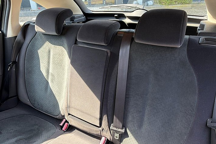 Citroën C4 1.6 VTi Exclusive , AIRCO, CRUISE, TREKHAAK,GOED ONDERHOUDEN, BOEKJES AANWEZIG, RECHTS BARST IN RAAM, GEEN APK AFKEUR