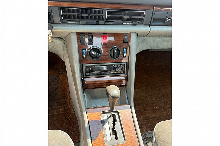 Mercedes-Benz S-Klasse 280 SE , AUTOMAAT, ELEKTRISCH SCHUIFDAK, LPG, RIJDT SCHAKELT GOED, MET NIEUWE APK