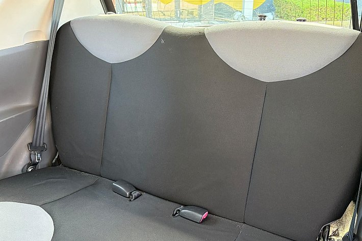 Citroën C1 1.0-12V Séduction , 133.922 KM, RIJDT GOED, HEEFT KEURIG ONDERHOUD GEHAD, DEURSLOT LINKS GAAT NIET OP SLOT, TECHNISCH OKAY, MOOIE BUDGET AUTO MET WEINIG KM, IS NIET DE MOOISTE WEL GOED