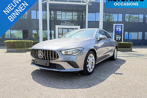 Mercedes-Benz CLA-Klasse 180 Business Solution Essential , 55.666 KM, GROTE DIGITAAl DASHBOARD, DEALERONDERHOUDEN, HANDGESCHAKELD, ZEER VEEL OPTIE’S, LET OP !!! PRIJS IS EX BPM / EX BTW, BELGISCHE AUTO, AUTOPAS AANWEZIG