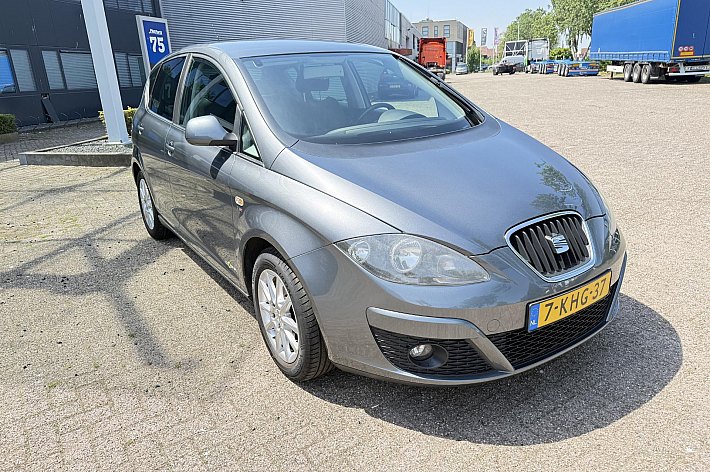 SEAT Altea 1.2 TSI Ecomotive Businessline COPA , CRUISE CONTROLE, AIRCO, NAVI, VOLLEDIG ONDERHOUDEN, TREKHAAK, SUPER NETTE EN PERFECT RIJDENDE ALTEA, ORIGINELE NL AUTO, INRUIL MOGELIJK