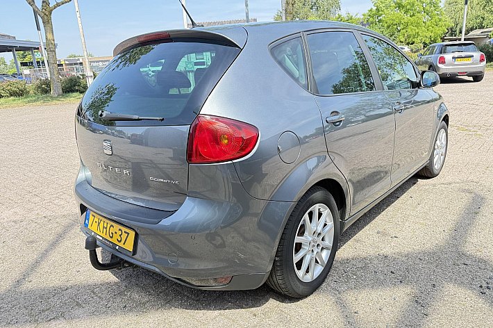 SEAT Altea 1.2 TSI Ecomotive Businessline COPA , CRUISE CONTROLE, AIRCO, NAVI, VOLLEDIG ONDERHOUDEN, TREKHAAK, SUPER NETTE EN PERFECT RIJDENDE ALTEA, ORIGINELE NL AUTO, INRUIL MOGELIJK