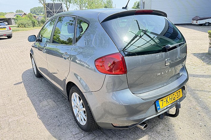 SEAT Altea 1.2 TSI Ecomotive Businessline COPA , CRUISE CONTROLE, AIRCO, NAVI, VOLLEDIG ONDERHOUDEN, TREKHAAK, SUPER NETTE EN PERFECT RIJDENDE ALTEA, ORIGINELE NL AUTO, INRUIL MOGELIJK