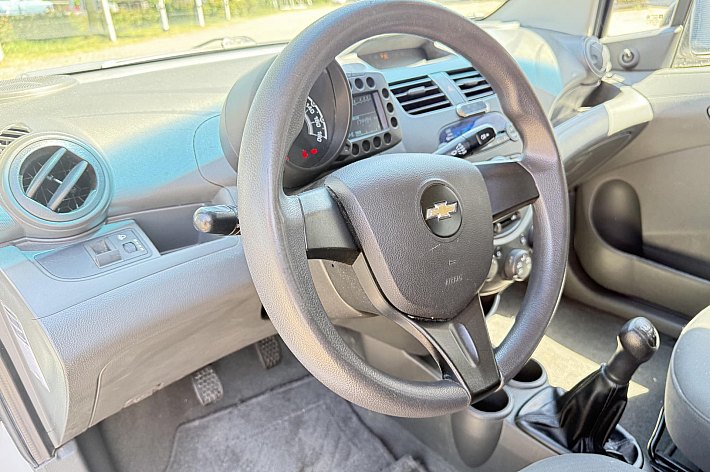Chevrolet Spark 1.0 16V LS , AIRCO, ZGAN BANDEN, VOLLEDIG ONDERHOUDEN, NET BEURTJE GEHAD, NETTE AUTO