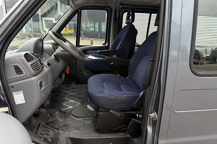 Fiat Ducato 11 2.0 JTD 285 DC , GOED RIJDENDE BUS, LIFT MAG ALLEEN BIJ EXPORT ERIN BLIJVEN !!, DRAAISTOEL, ELECTRISCHE RAMEN, ONDERHOUD AANWEZIG. EXPORT TOPPER !!!