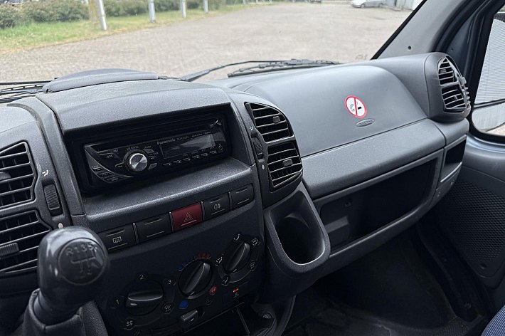 Fiat Ducato 11 2.0 JTD 285 DC , GOED RIJDENDE BUS, LIFT MAG ALLEEN BIJ EXPORT ERIN BLIJVEN !!, DRAAISTOEL, ELECTRISCHE RAMEN, ONDERHOUD AANWEZIG. EXPORT TOPPER !!!