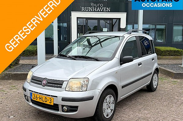Fiat Panda 1.2 Emotion , AUTOMAAT, AIRCO, DISTRIBUTIE RECENT VERNIEUWD, ELECTR RAMEN, BLUETOOTH TELEFOON VIA STUUR, RIJDT EN SCHAKELT TOP