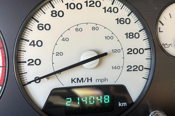 Jeep Grand Cherokee 4.7i V8 Overland High Output , YOUNGTIMER, FULL OPTIONS, 4X4, LEDER, AIRCO, SCHUIFKANTELDAK, PARROT, NWE APK, ETC