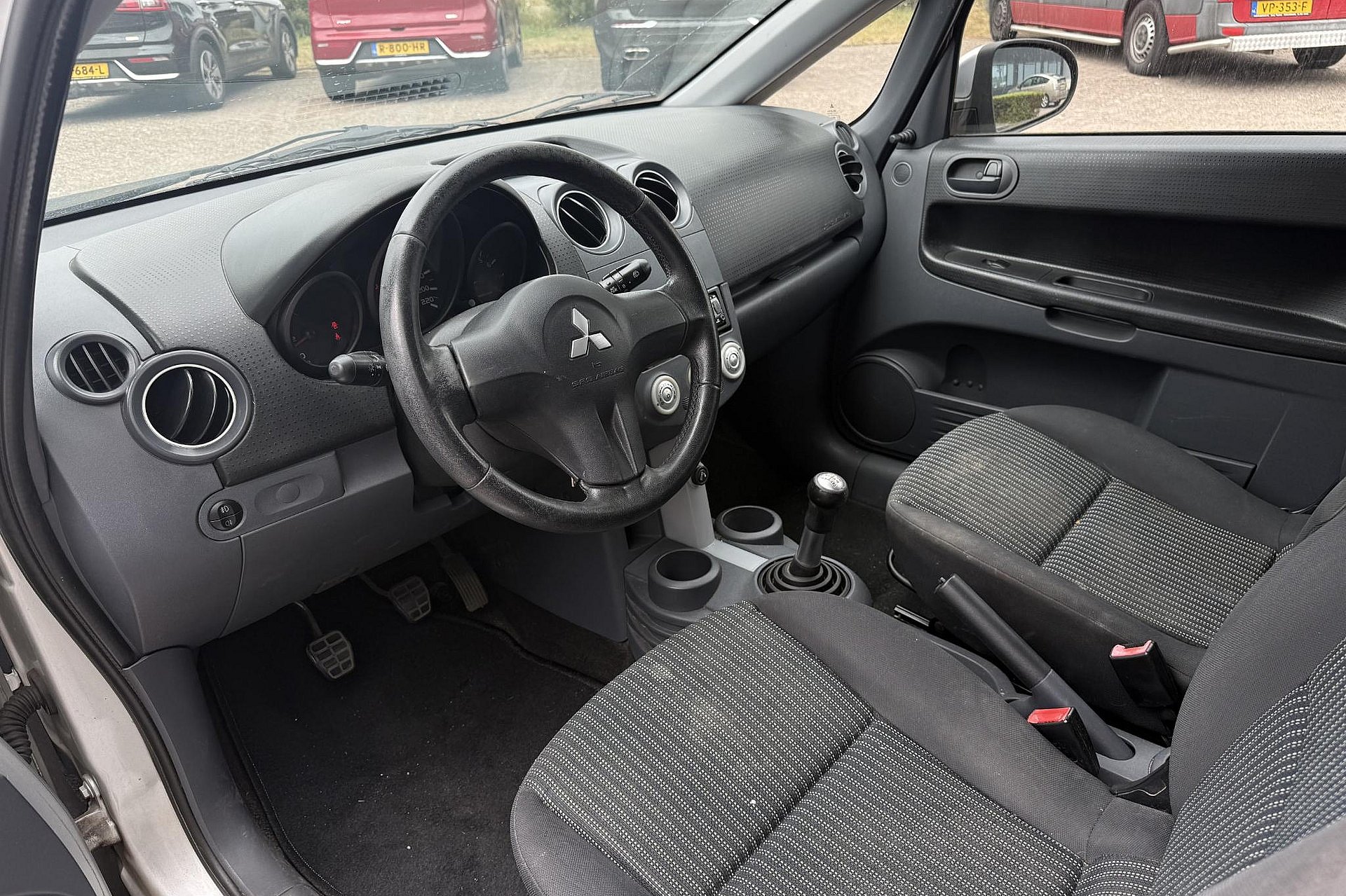 Mitsubishi Colt