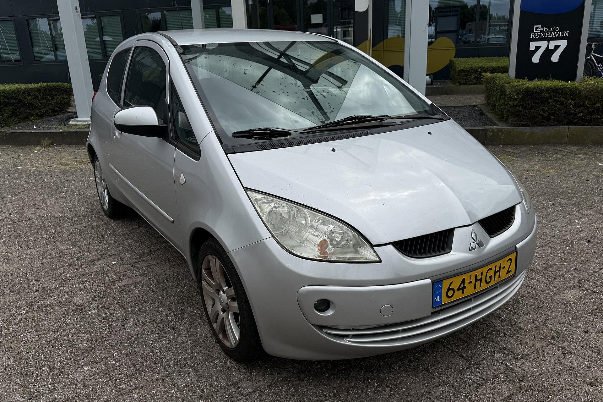 Mitsubishi Colt