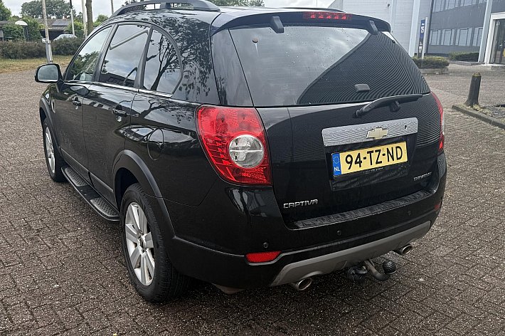 Chevrolet Captiva 3.2i Executive , AUTOMAAT, AWD, 7 PERS , AIRCO, LEDER, OPENDAK, ELECTR STOELEN, ELEC SPIEGELS EN RAMEN, AWD, TREKHAAK, BOEKJES AANWEZIG, 4WD