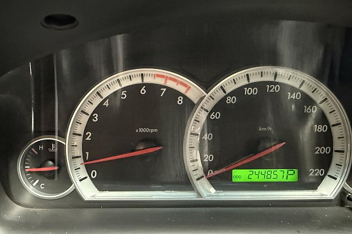 Chevrolet Captiva 3.2i Executive , AUTOMAAT, AWD, 7 PERS , AIRCO, LEDER, OPENDAK, ELECTR STOELEN, ELEC SPIEGELS EN RAMEN, AWD, TREKHAAK, BOEKJES AANWEZIG, 4WD