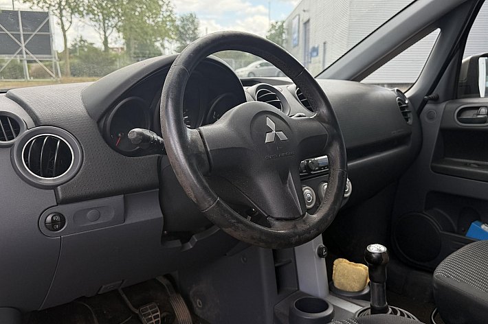 Mitsubishi Colt 1.3 Incharge+ , AIRCO, 5 DEURS, 88.126 KM NAP, ZUINIG EN BETROUWBAAR, ZEER LEUKE COLT