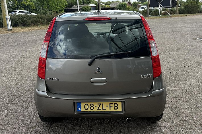 Mitsubishi Colt 1.3 Incharge+ , AIRCO, 5 DEURS, 88.126 KM NAP, ZUINIG EN BETROUWBAAR, ZEER LEUKE COLT