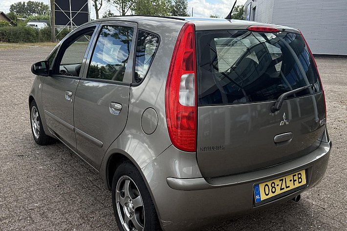 Mitsubishi Colt 1.3 Incharge+ , AIRCO, 5 DEURS, 88.126 KM NAP, ZUINIG EN BETROUWBAAR, ZEER LEUKE COLT