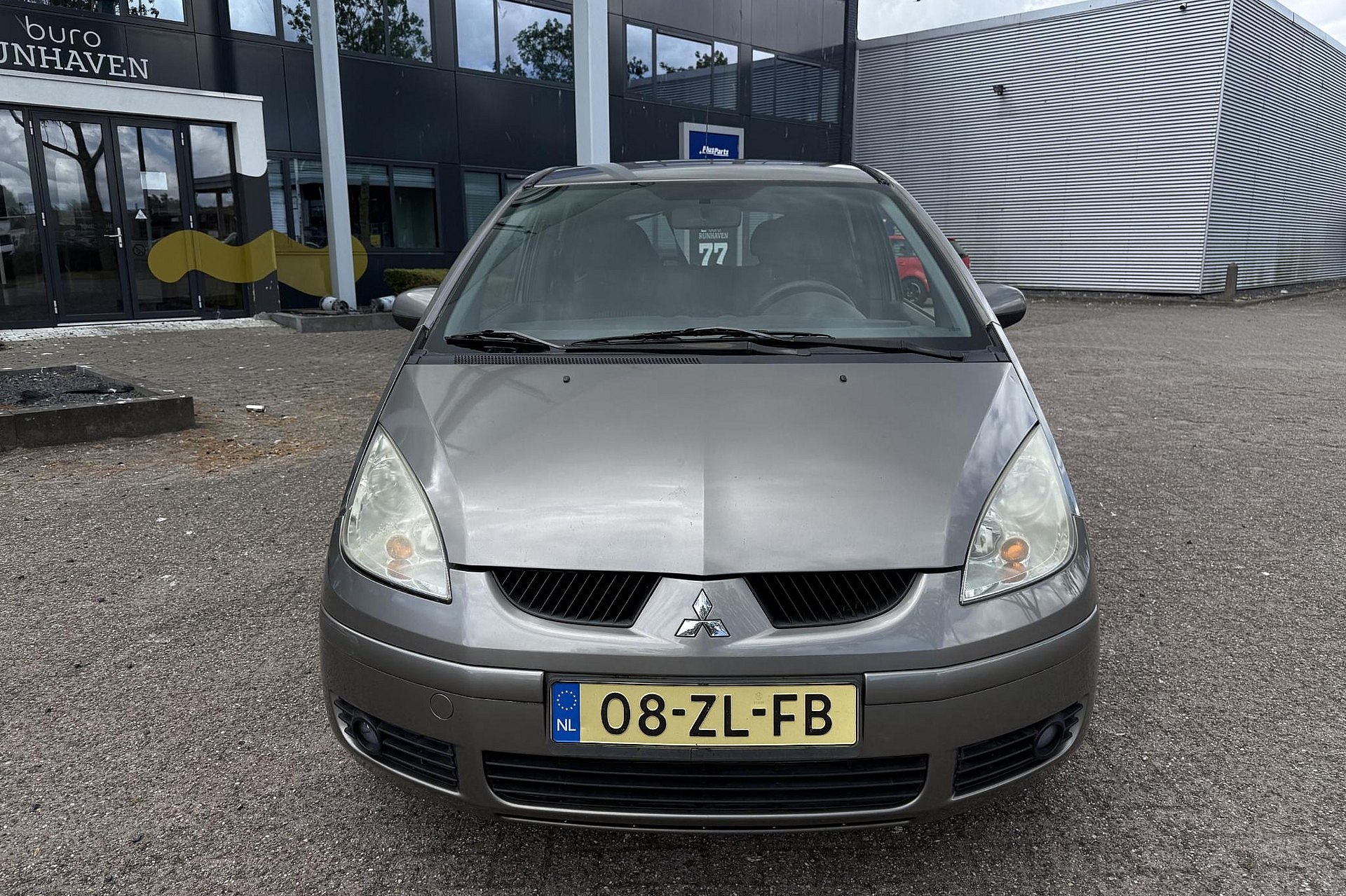 Mitsubishi Colt