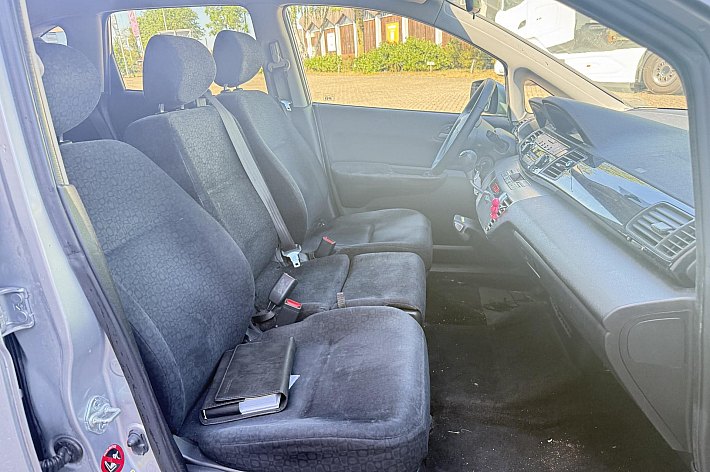 Honda FR-V 1.7i , 6 PERSOONS, AIRCO, 187.668 km NAP, BETROUWBAAR EN DEGELIJK,