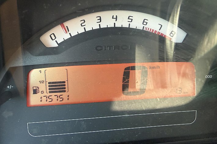 Citroën C3 1.4i Ligne Prestige , AIRCO, 5 DEURS, CV, PDC, 175.751 KM NAP, RIJDT ECHT SUPER, GEEN RAMMELTJES, GOED ONDERHOUDEN,