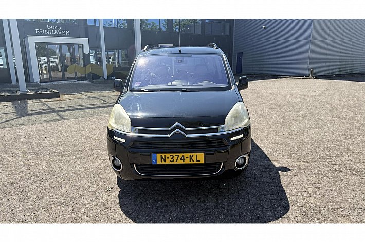 Citroën Berlingo 1.6 VTi Tendance , AIRCO, DUBBEL SCHUIFDEUR, CRUISE,  MULTISPACE, TREKHAAK, PDC, ELECTR RAMEN, GOED ONDERHOUDEN, BOEKJES AANWEZIG, NETTE AUTO