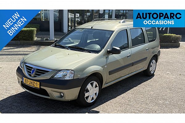 Dacia Logan MCV 1.6-16V Lauréate , AIRCO, TREKHAAK, ELECTR RAMEN VOOR, BOEKJES RIJDT PERFECT, RUIME BETAALBARE GEZINSAUTO