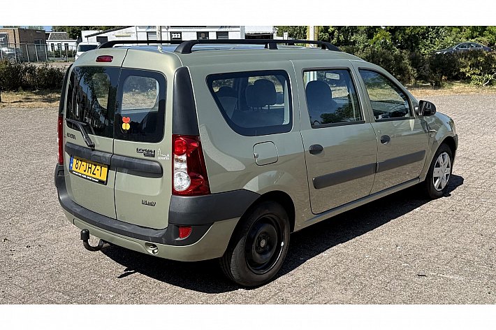 Dacia Logan MCV 1.6-16V Lauréate , AIRCO, TREKHAAK, ELECTR RAMEN VOOR, BOEKJES RIJDT PERFECT, RUIME BETAALBARE GEZINSAUTO