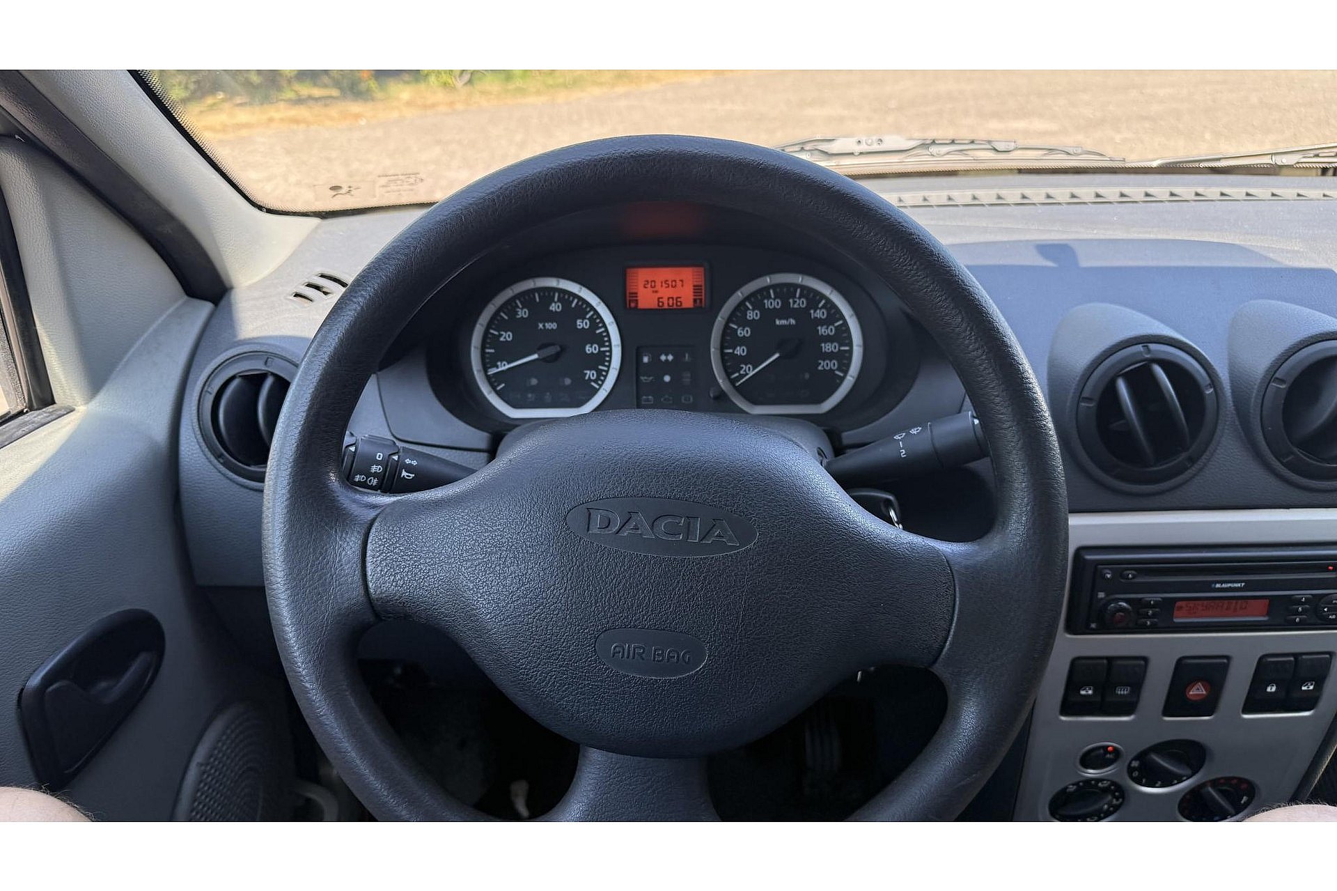Dacia Logan