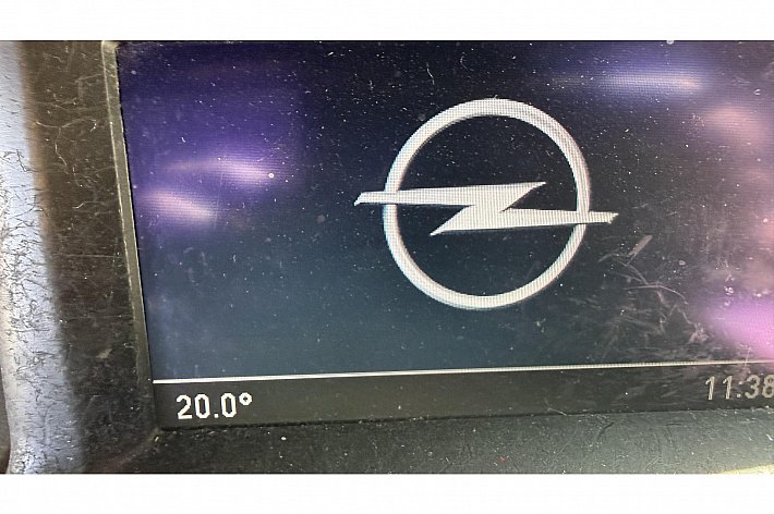 Opel Vivaro 2.0 CDTI L2H1 DC , AIRCO, ELECTR RAMEN, RIJDT EN SCHAKELT GOED, LIFTJE BLIJFT BIJ EXPORT ERIN, VOOR IN NL GAAT HIJ ER UIT!