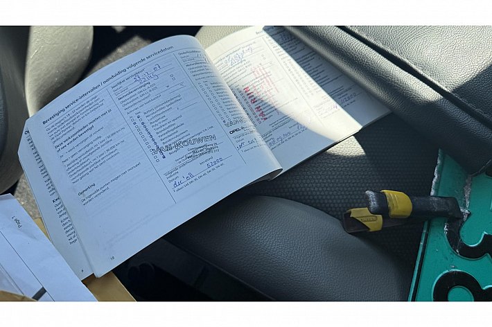 Opel Vivaro 2.0 CDTI L2H1 DC , AIRCO, ELECTR RAMEN, RIJDT EN SCHAKELT GOED, LIFTJE BLIJFT BIJ EXPORT ERIN, VOOR IN NL GAAT HIJ ER UIT!