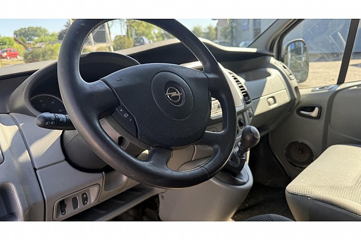 Opel Vivaro 2.0 CDTI L2H1 DC , AIRCO, DUBBEL SCHUIFDEUR, DEALERONDERHOUDEN, NET EEN BEURT GEHAD, BOEKJES, EX INVALIDE