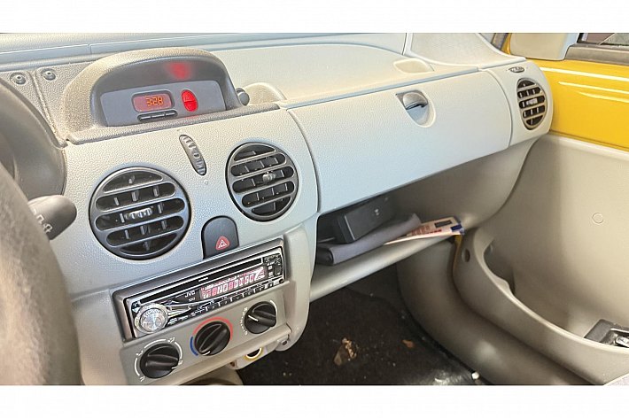 Renault Kangoo 1.4 aut euro 2000 AUTOMAAT, MAG IN ALLE MILEUZONES, IDEAAL VOOR ZZP-er, EX INVALIDE  MET INRIJPLAAT, IDEAAL VOOR SCOOTMOBIEL/SCOOTERS ETC