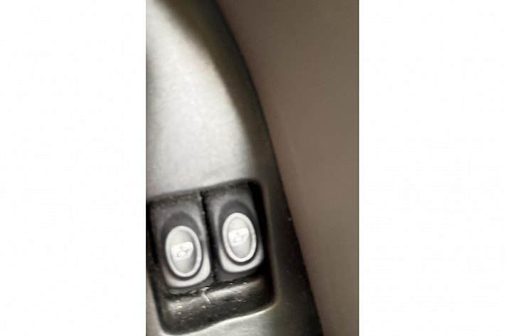 Renault Kangoo 1.4 aut euro 2000 AUTOMAAT, MAG IN ALLE MILEUZONES, IDEAAL VOOR ZZP-er, EX INVALIDE  MET INRIJPLAAT, IDEAAL VOOR SCOOTMOBIEL/SCOOTERS ETC