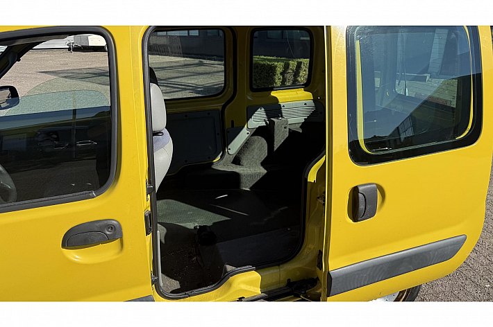 Renault Kangoo 1.4 aut euro 2000 AUTOMAAT, MAG IN ALLE MILEUZONES, IDEAAL VOOR ZZP-er, EX INVALIDE  MET INRIJPLAAT, IDEAAL VOOR SCOOTMOBIEL/SCOOTERS ETC