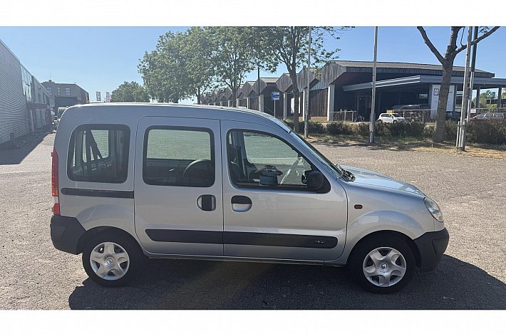 Renault Kangoo 1.2-16V Authentique , INRIJPLAAT, EX INVALIDE, IDEAAL VOOR VERVOER SCOOTMOBIEL/SCOOTERS OF ZZP-ER, MAG IN ALLE MILEUZONES