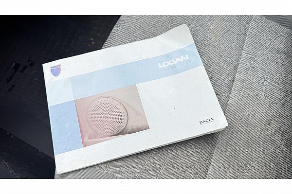 Dacia Logan MCV 1.4 Ambiance , AIRCO, ZEER VEEL RUIMTE, ELECTR, DISTRIBUTIE RECENT VERVANGEN, RIJDT GOED, BETAALBARE GEZINSAUTO!!