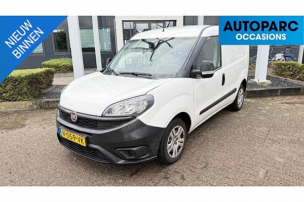 Fiat Doblò Cargo 1.6 MJ L1H1 ECO JET , AIRCO, 6 BAK, 3 PERSOONS, ELECTR RAMEN, NAVI, EURO 6, ACHTER DEUREN, NETJES ONDERHOUDEN, BTW AUTO, BOEKJES AANWEZIG