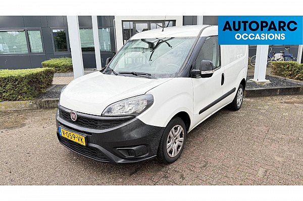 Fiat Doblò Cargo 1.6 MJ L1H1 ECO JET ,AIRCO, EURO 6, 3 PERSOONS, ELECTR RAMEN, NAVI, EURO 6, ACHTER DEUREN, NETJES ONDERHOUDEN, BTW AUTO, BOEKJES AANWEZIG