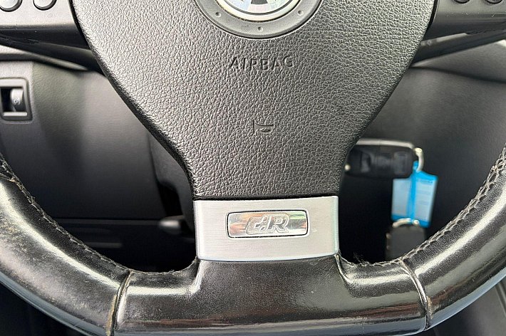 Volkswagen Tiguan 2.0 TSI Track&Field 4Motion , PANO, LEDER, AUTOMAAT, PDC, CRUISE CONTROLE, 200 PK, R LINE SPORTSTUUR, AUTOMATISCH INPARKEREN, VREDESTEIN BANDEN, ELECTR STOELEN, RAMEN EN SPIEGELS, VOLLE AUTO !!