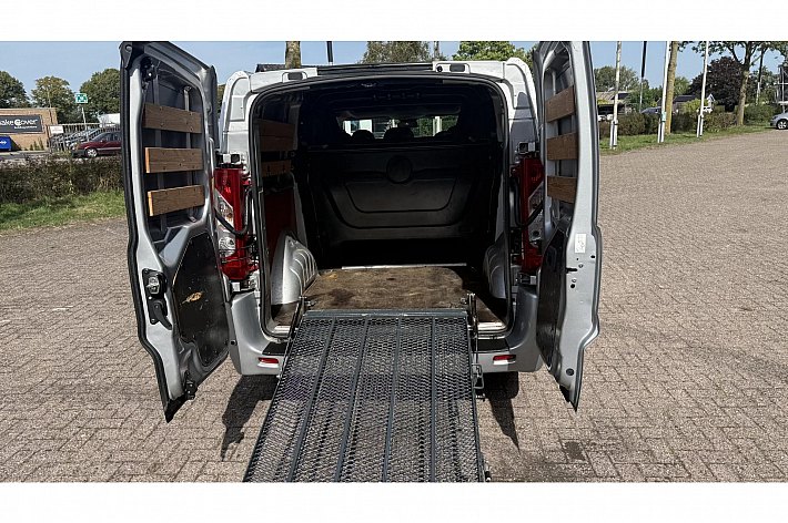 Peugeot Expert 229 2.0 HDI L2H1 DC Profit+ , AIRCO, CRUISE, NAVI, EXPORT, STUURBEKRACHTIGING WERKT NIET, RIJDT PERFECT, SCHAKELT PERFECT, GOED ONDERHOUDEN BOEKJES AANWEZIG, DE PRIJS IS EXPORT PRIJS !!!
