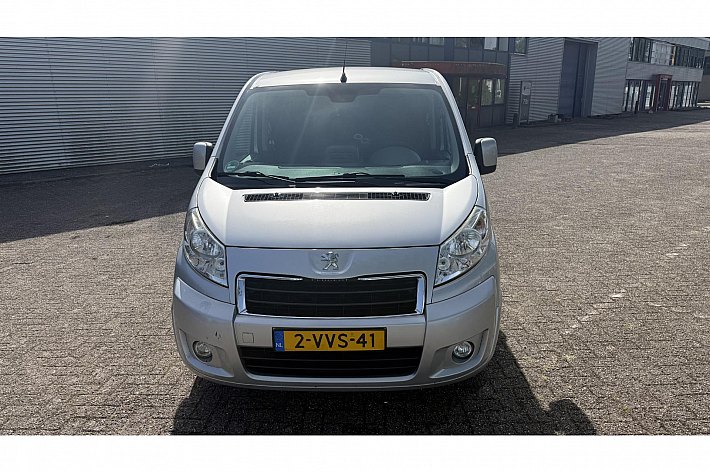 Peugeot Expert 229 2.0 HDI L2H1 DC Profit+ , AIRCO, CRUISE, NAVI, EXPORT, STUURBEKRACHTIGING WERKT NIET, RIJDT PERFECT, SCHAKELT PERFECT, GOED ONDERHOUDEN BOEKJES AANWEZIG, DE PRIJS IS EXPORT PRIJS !!!
