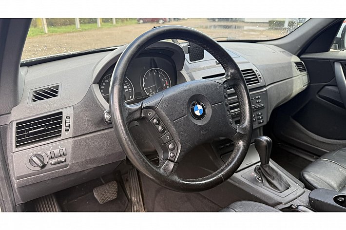 BMW X3 3.0i , AUTOMAAT, LEDER, AIRCO, CRUISE CONTROLE, BOEKJE, AWD, YOUNGTIMER, ZEER GOED RIJDENDE X3