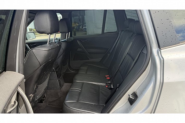 BMW X3 3.0i , AUTOMAAT, LEDER, AIRCO, CRUISE CONTROLE, BOEKJE, AWD, YOUNGTIMER, ZEER GOED RIJDENDE X3