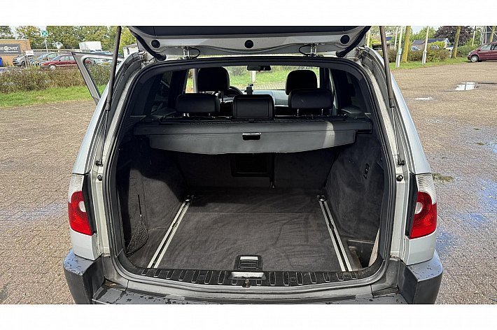 BMW X3 3.0i , AUTOMAAT, LEDER, AIRCO, CRUISE CONTROLE, BOEKJE, AWD, YOUNGTIMER, ZEER GOED RIJDENDE X3