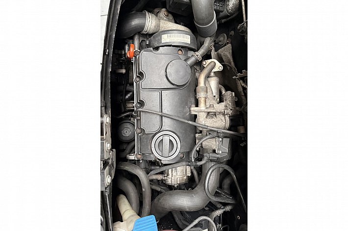 Volkswagen Transporter 1.9 TDI 340 Trendline DC , AIRCO, CRUISE, NAVI, FULL ENGINE REVISION 4325.= 3 MONTH AGO, DRIVE LIKE NEW !!!, 5 PERSOONS, LIFT FOR DISABELD PEOPLE ELECTRIC, EXPORT !!! TOP CAR !!