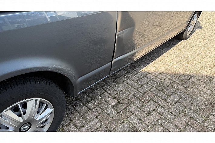 Volkswagen Transporter 2.5 TDI 340 Budgetline DC , EXPORT, AUTOMAAT, AIRCO, CRUISE, LIFT, VOLLEDIG ONDERHOUDEN, RIJDT GOED, LINKS EN RECHTS WAT BESCHADIGING ZIE FOTOS