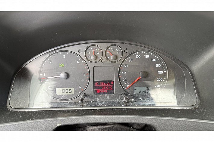 Volkswagen Transporter 2.5 TDI 340 Budgetline DC , EXPORT, AUTOMAAT, AIRCO, CRUISE, LIFT, VOLLEDIG ONDERHOUDEN, RIJDT GOED, LINKS EN RECHTS WAT BESCHADIGING ZIE FOTOS