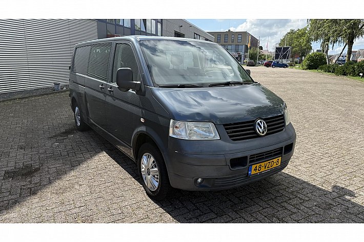 Volkswagen Transporter 2.5 TDI 340 Budgetline DC , EXPORT, AUTOMAAT, AIRCO, CRUISE, LIFT, VOLLEDIG ONDERHOUDEN, RIJDT GOED, LINKS EN RECHTS WAT BESCHADIGING ZIE FOTOS