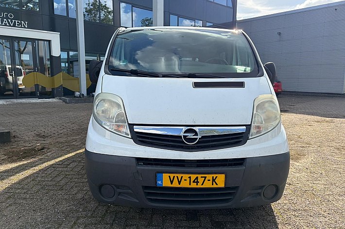 Opel Vivaro 2.0 CDTI L1H2 DC , AIRCO, INVALIDELIFT, 6 BAK, 5 PERSOONS OP KENTEKEN, EXPORT !!!!  DC , RIJDT EN SCHAKELT GOED