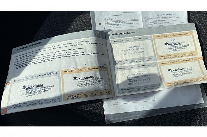 Citroën C4 Picasso 1.6 VTi Attraction , 119.102 KM NAP, AIRCO, DEALER ONDERHOUDEN, TREKHAAK, BOEKJES, RUIME GEZINSAUTO, AUTO HEEFT DIVERSE LAK SCHAAFPLEKJES, RIJDT HIJ NIET MINDER OM, MAAR IS DAAR DOOR WEL SCHERP GEPRIJSD !!!